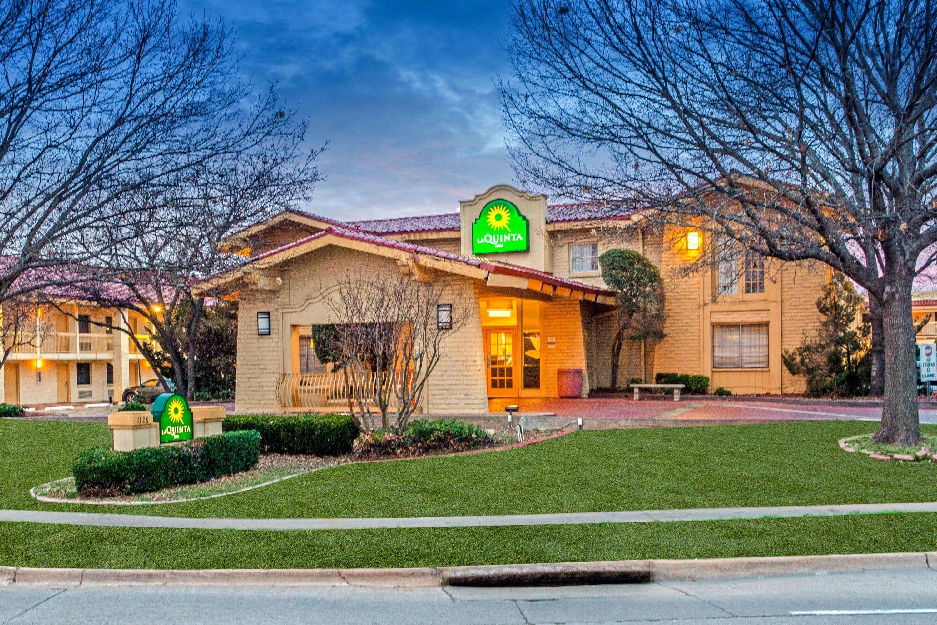 La Quinta Inn By Wyndham Wichita Falls Event Center North Exterior photo